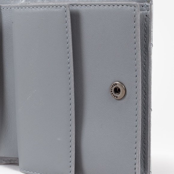 Balenciaga Crush Metallized Quilted Wallet - Picture 10 of 13